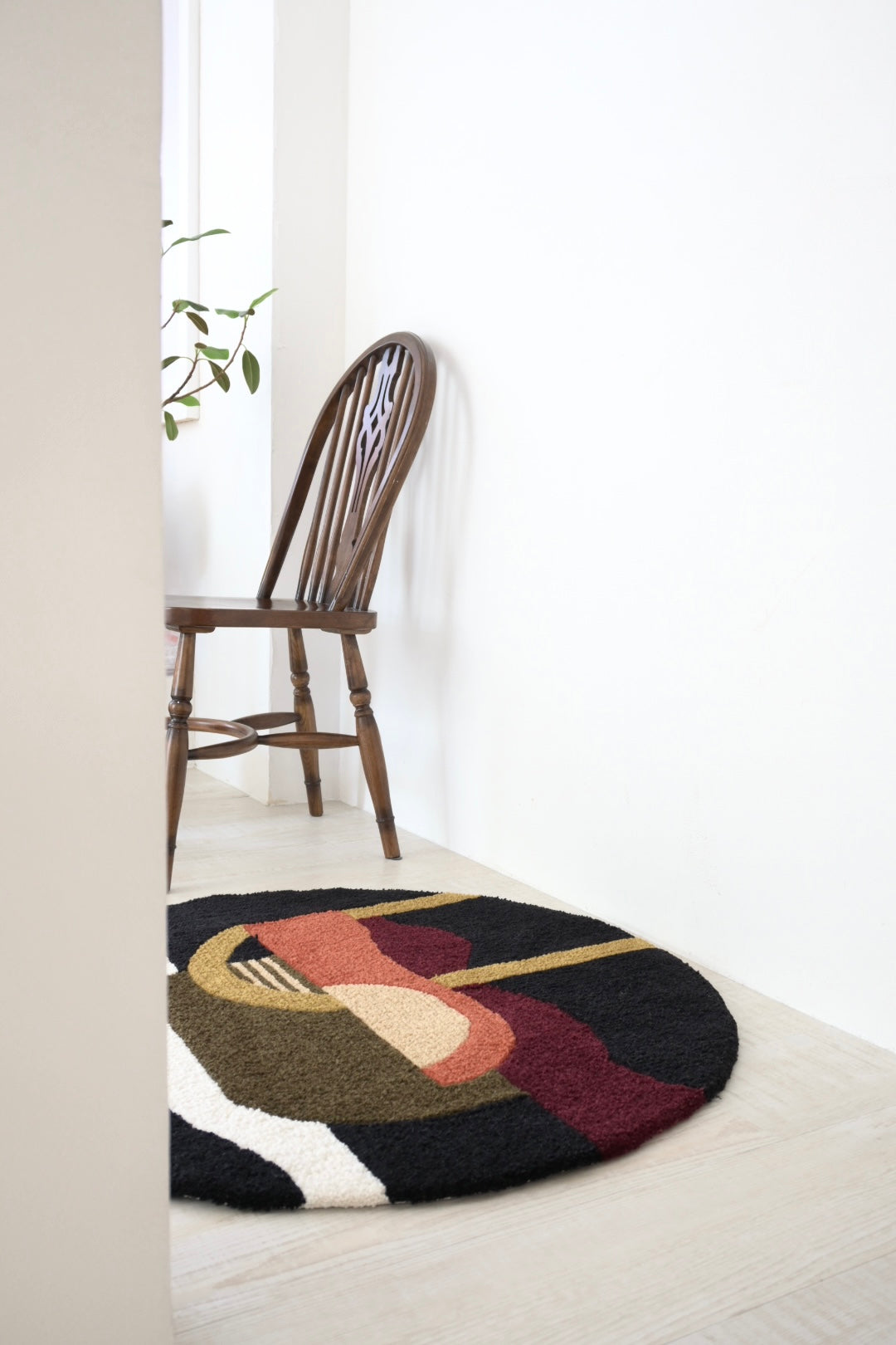 "dance in a circle" round rug