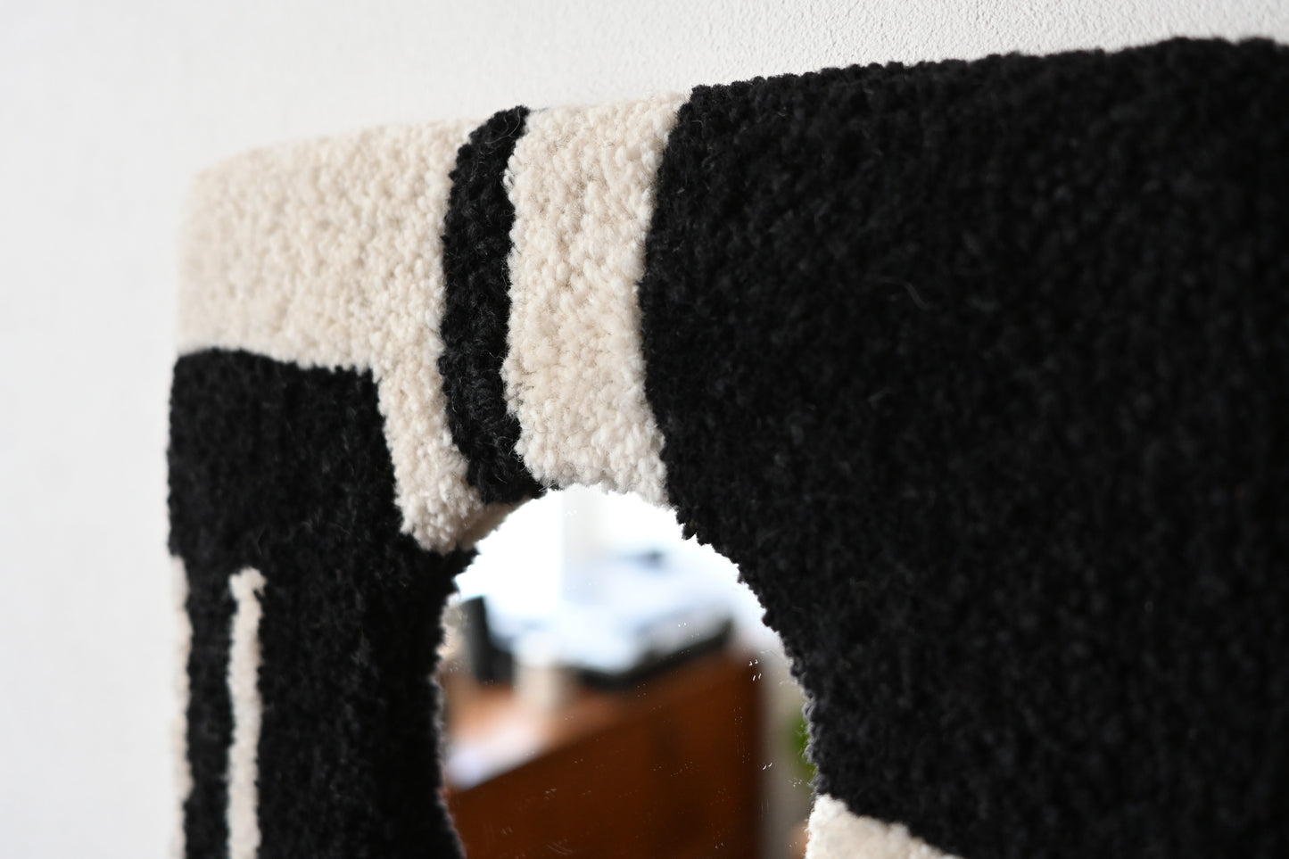 "monotone" square  mirror
