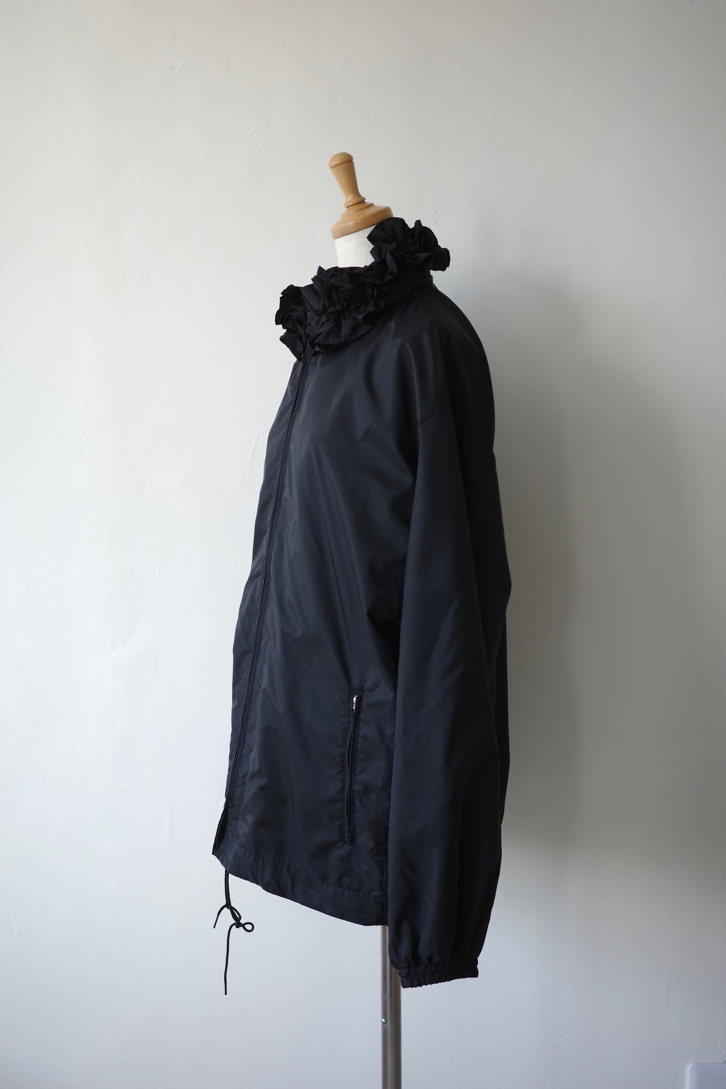 【griguri】pocketable wind breaker