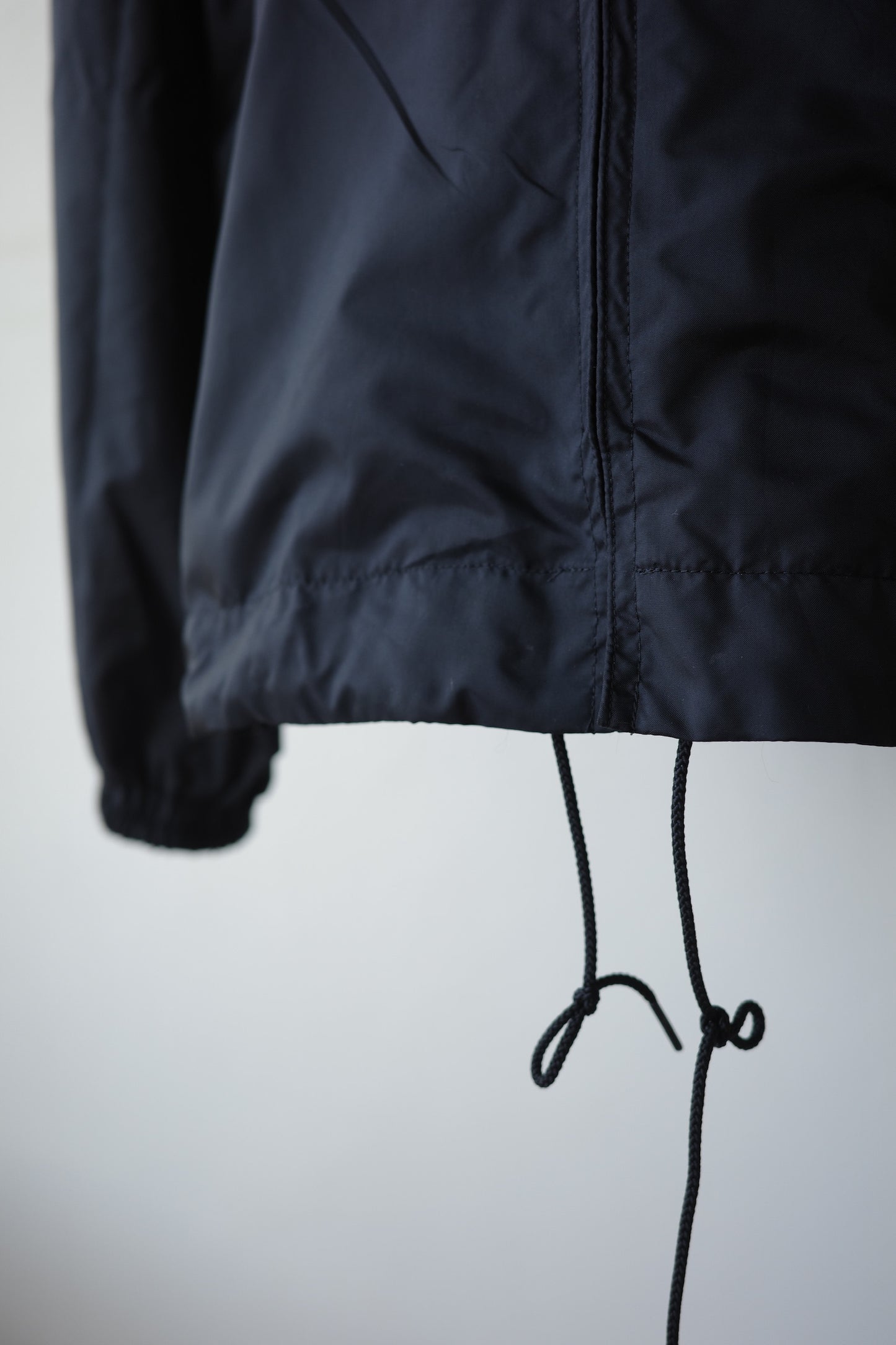 【griguri】pocketable wind breaker
