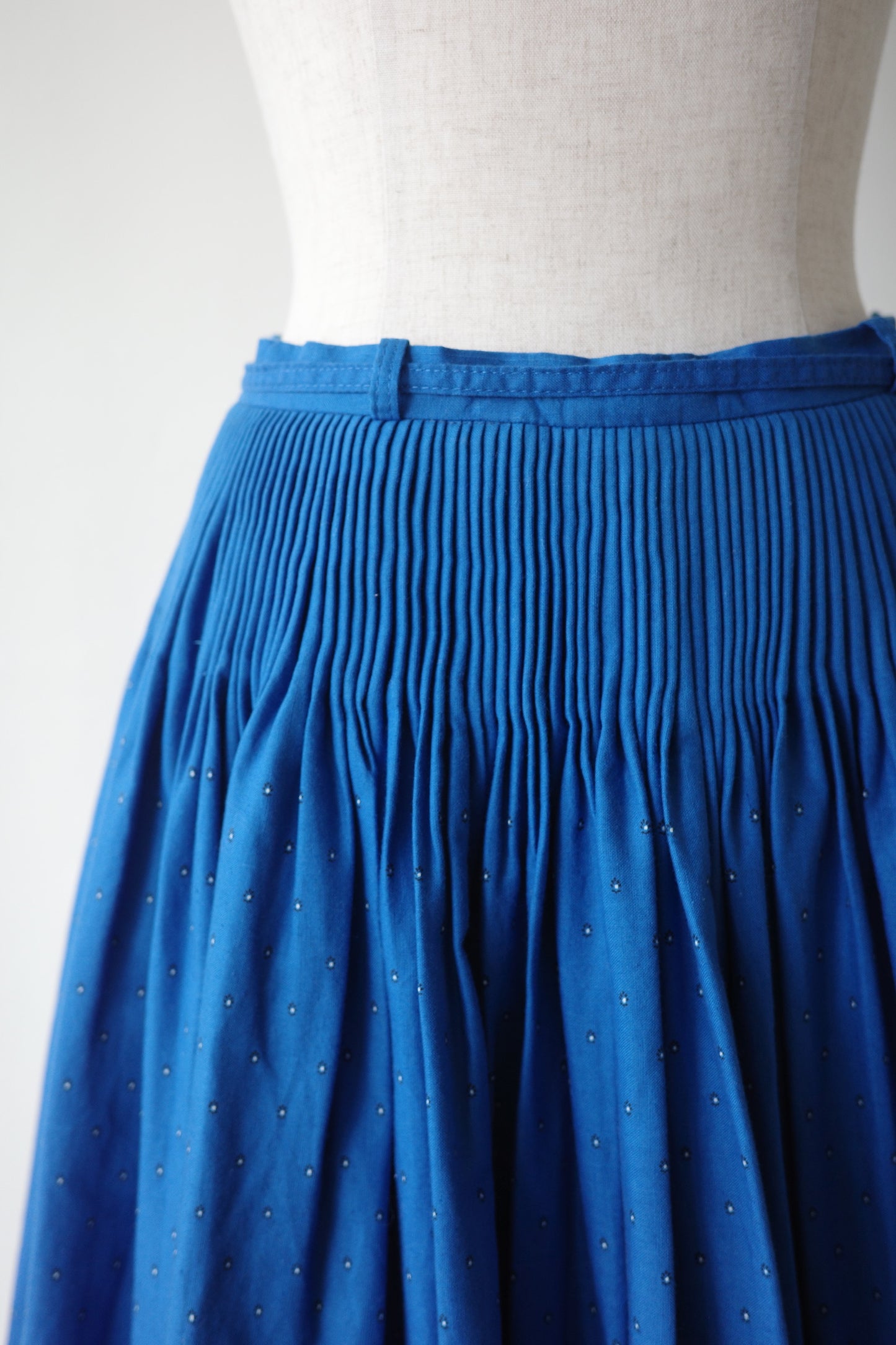 Tracht Cotton Skirt