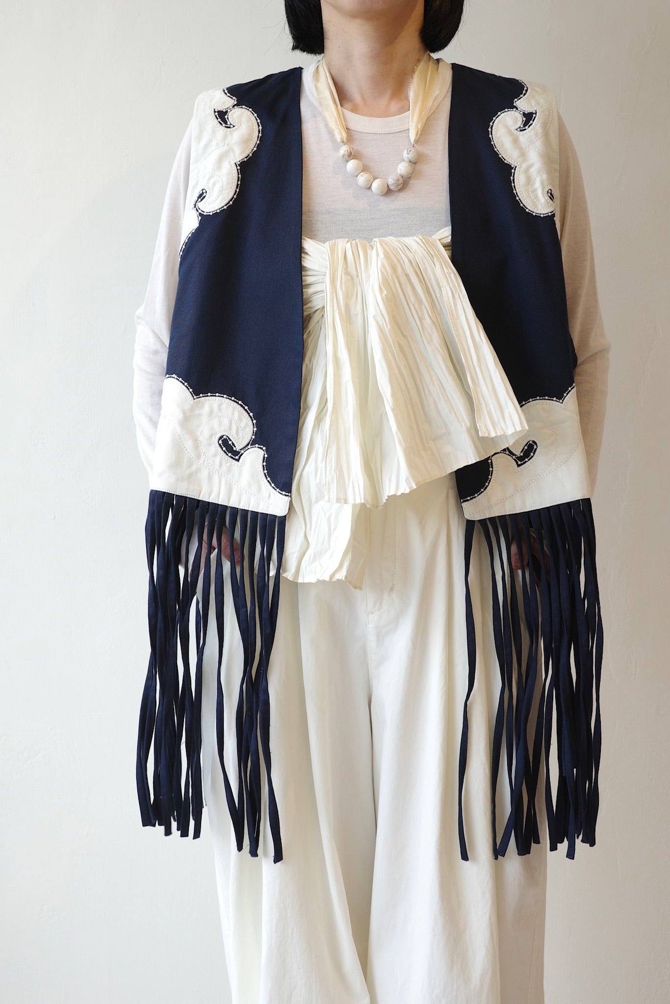 【crinkle crinkle crinkle】instinct vest