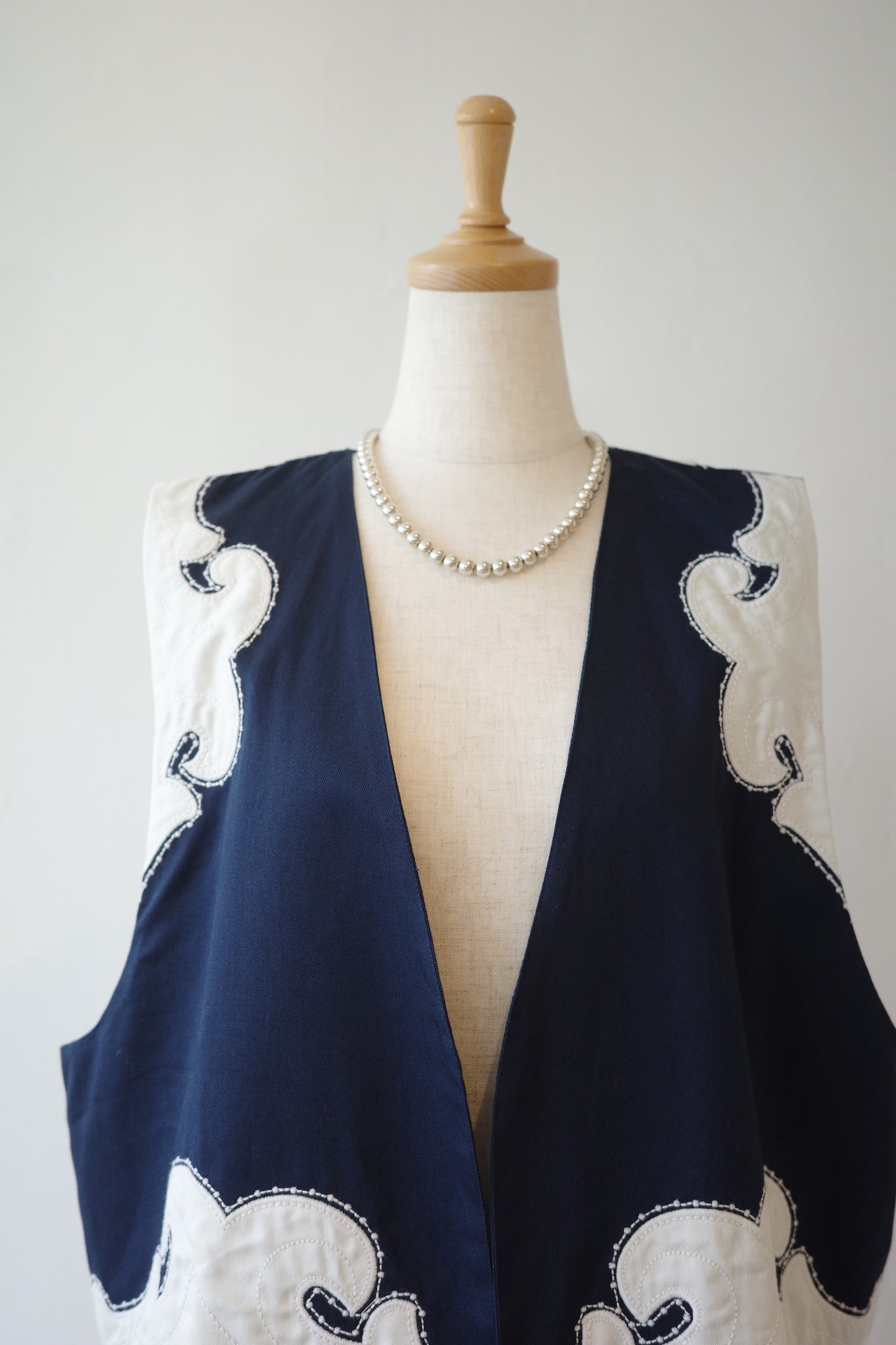 【crinkle crinkle crinkle】instinct vest