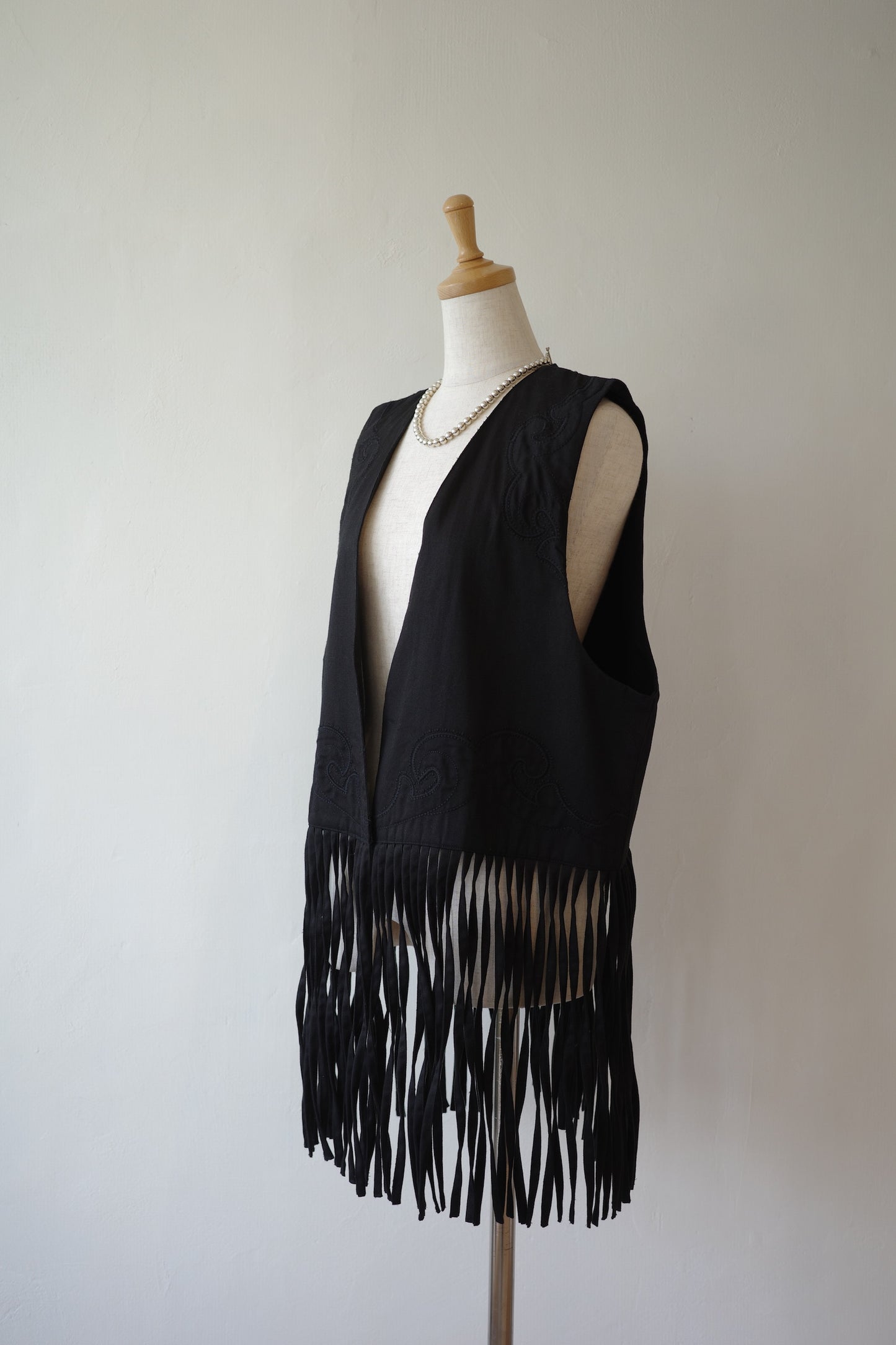 【crinkle crinkle crinkle】instinct vest