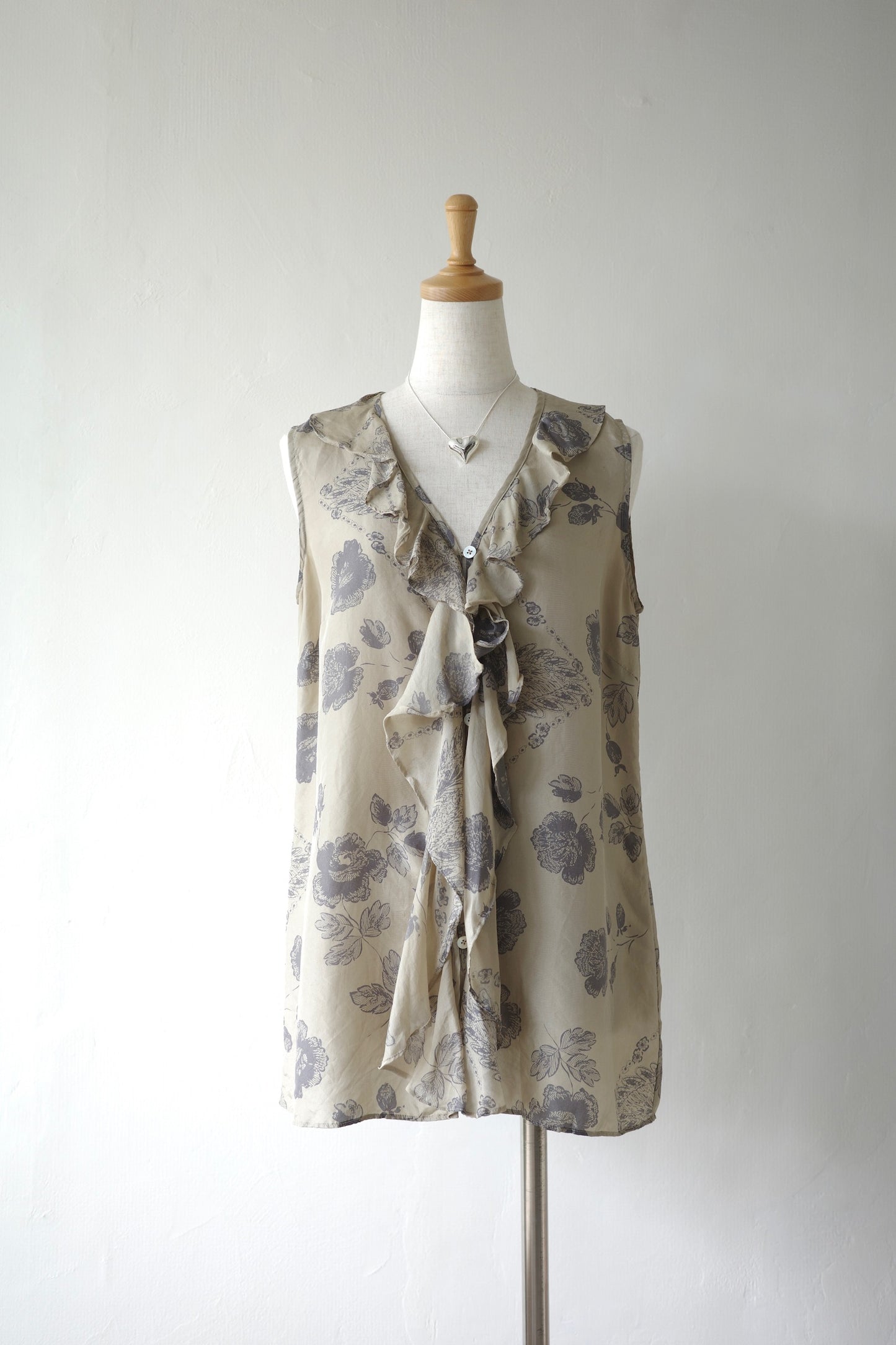 Silk Botanical Ruffle Sleeveless Blouse