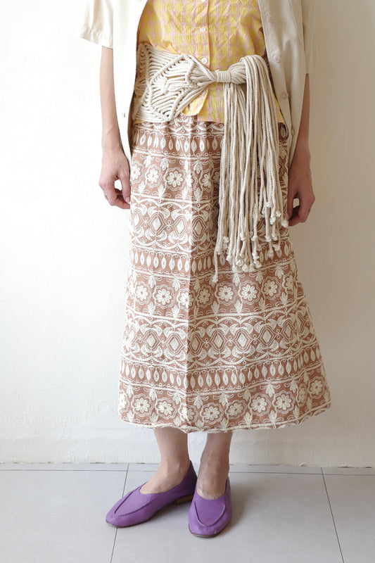 Embroidered Pattern Skirt