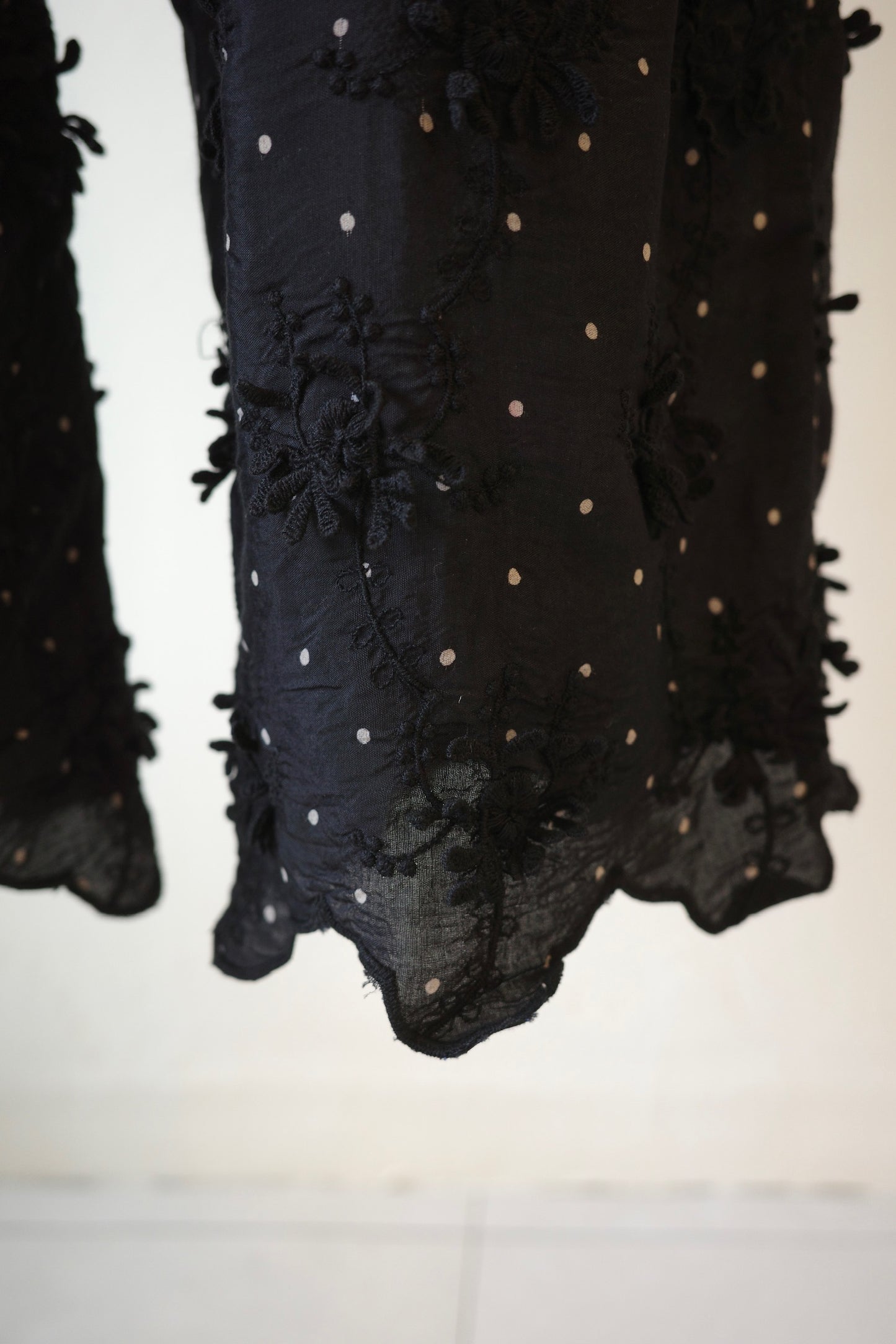 【crinkle crinkle crinkle】dot 3D rayon shuntang easy pants