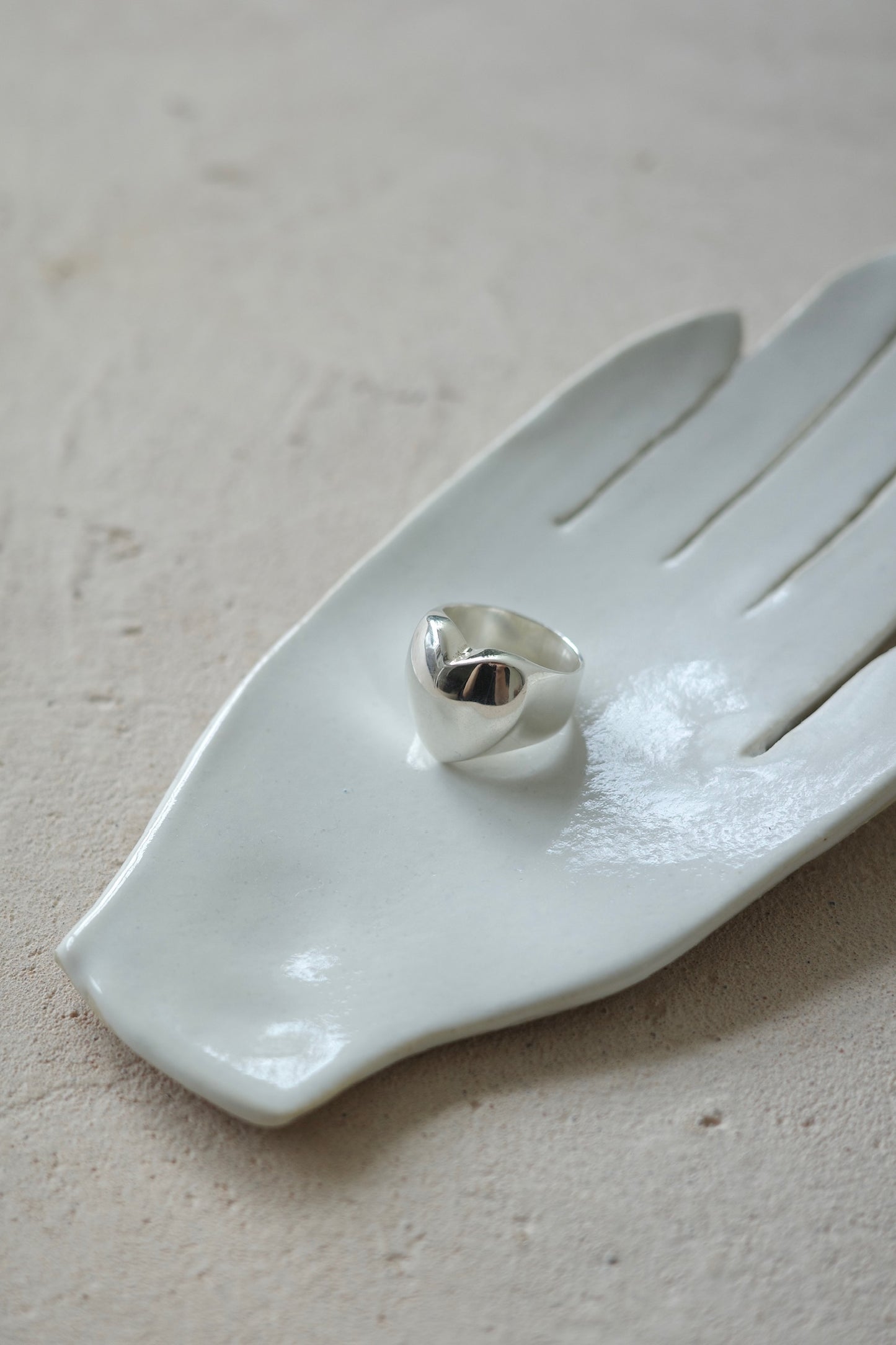 【BASENOTES】Heart signet ring