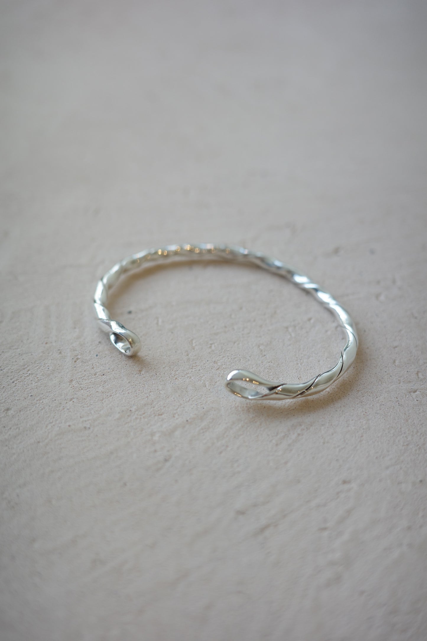 【BASENOTES】Twist bangle