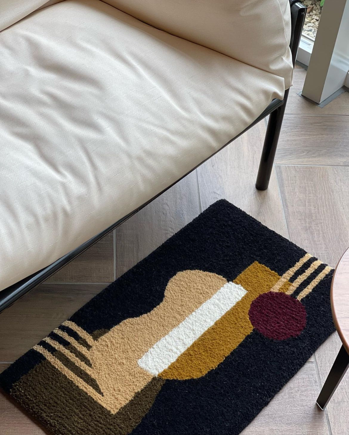 "abstract female" 2way rug